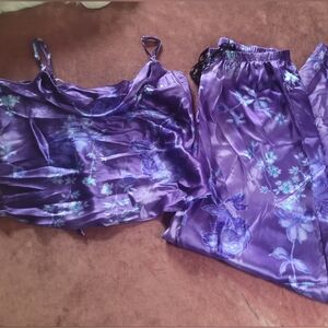 Vintage Inner Most Elegant Purple Floral Women's Sleepwear Set